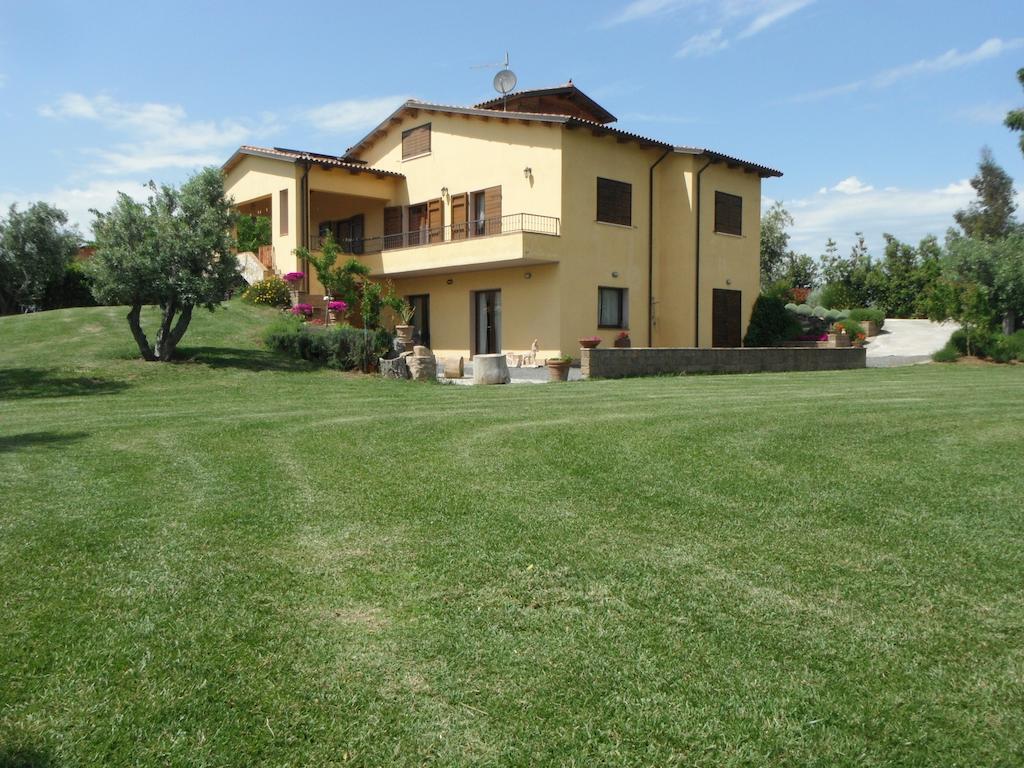 Locanda Degli Etruschi Монтальто-ді-Кастро Екстер'єр фото